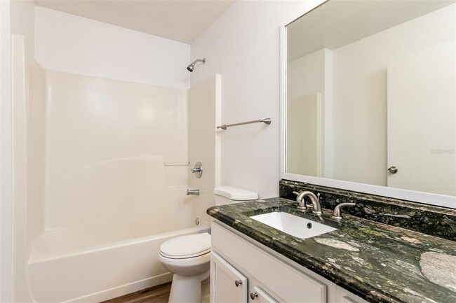 Building Photo - 5638 Piney Ridge Dr
