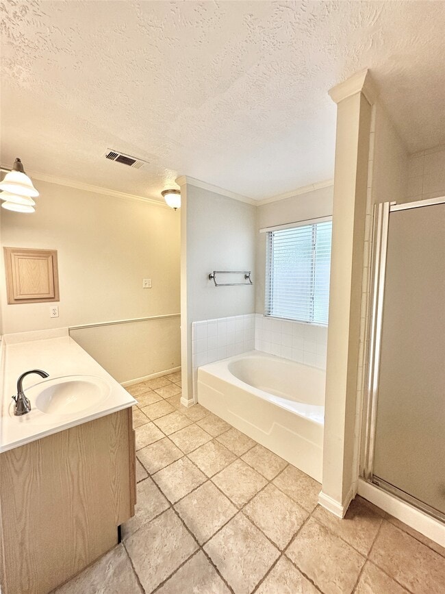 Building Photo - 3907 Crystal Pass Ct
