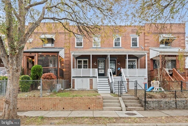 Building Photo - 340 Wesmond Dr