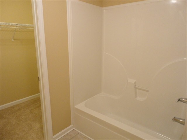 Building Photo - 991 Culverson Ct
