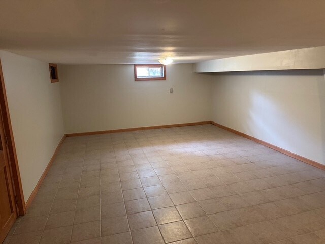 Building Photo - 313 Chipman Street Ext