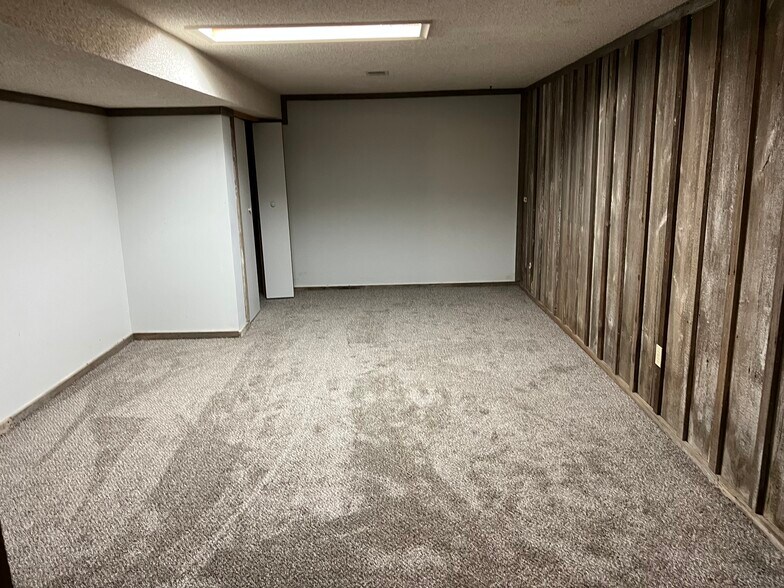 Building Photo - 9019 Saddle Horn Dr