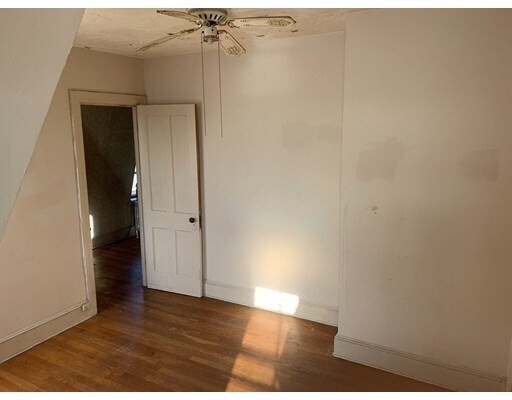 Building Photo - 141 Allen St
