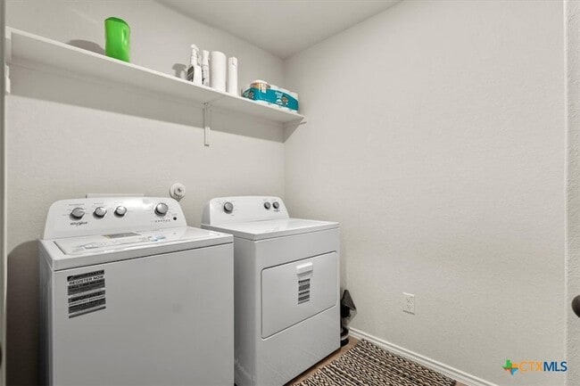 Building Photo - 410 Kayden Pt