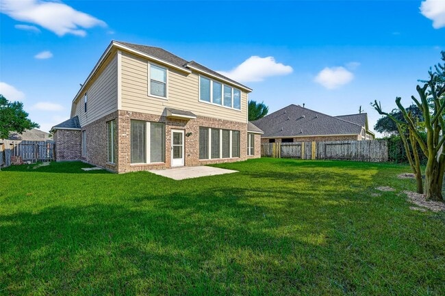 Building Photo - 2606 Waterbrook Ln