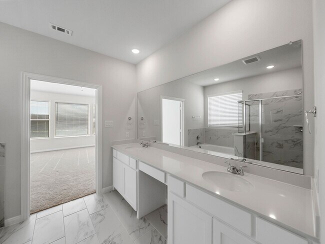 Building Photo - Almost New, Modern Look 4 Bed 3 Bath House in Van Alstyne Available Now!