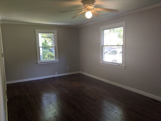 Building Photo - Charming 3-Bedroom Home in the Heart of th...