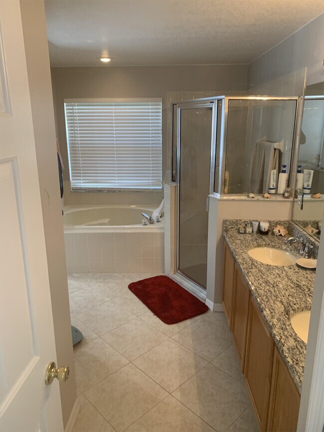 Building Photo - 2409 Serenity Bend