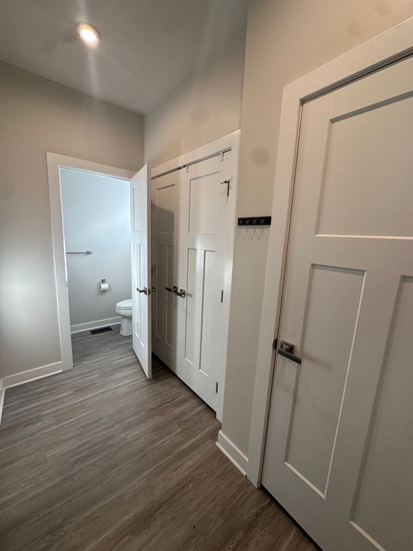 Building Photo - 91 Sierra Dr