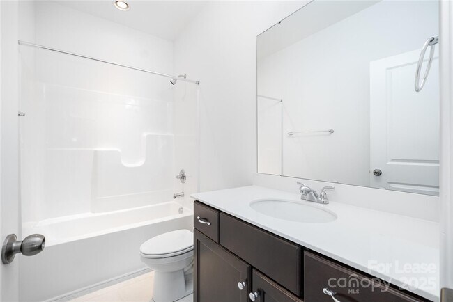 Building Photo - 2567 Cornelius Pl NW