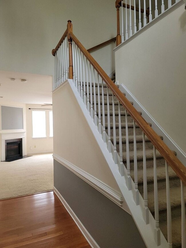 Building Photo - Nice Townhome off Providence Rd/485 South