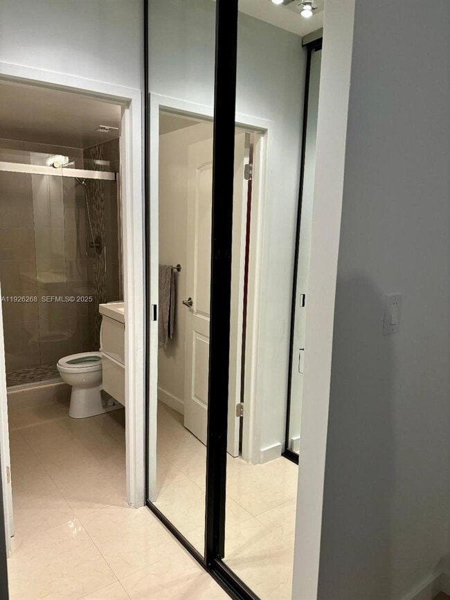 Building Photo - 7441 Wayne Ave