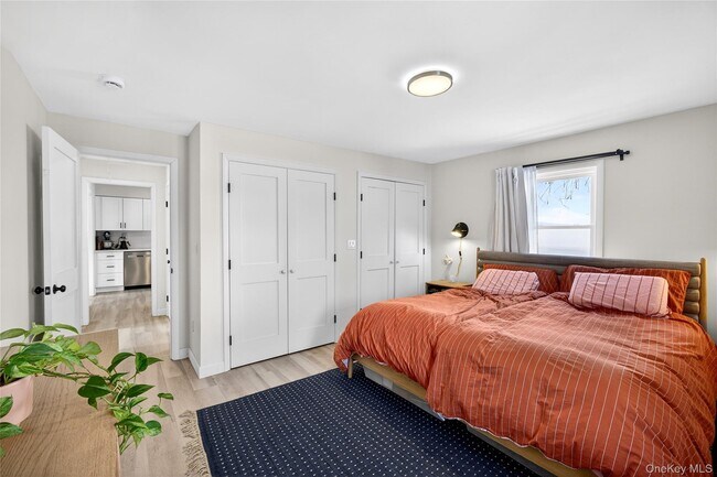 Building Photo - 139 S Kensico Ave