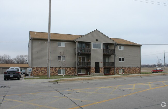 Primary Photo - Majjar Apartments