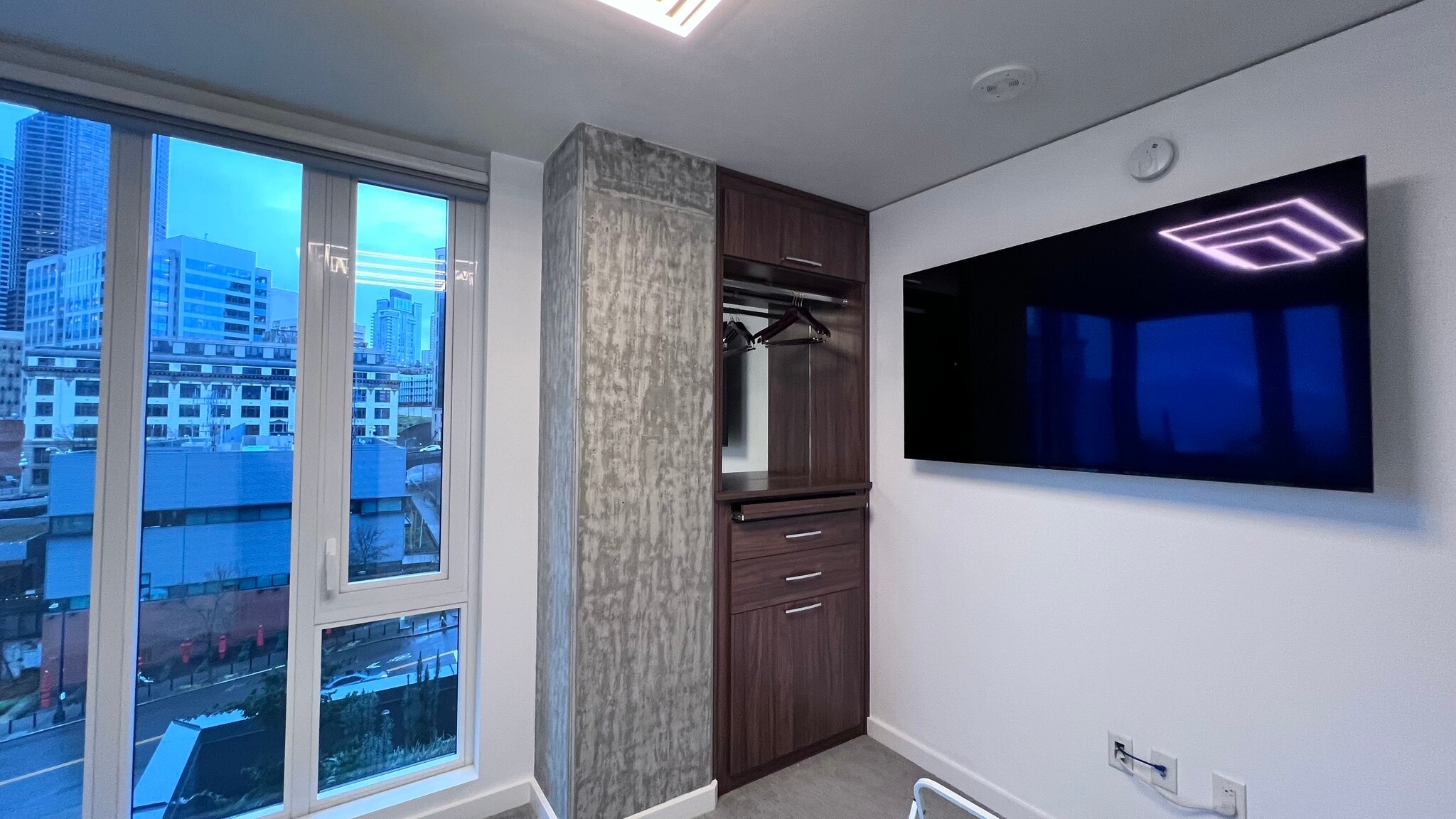 Master Bedroom - 450 S Main St