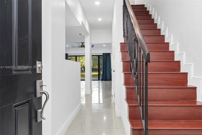 Building Photo - 8898 SW 62nd Terrace