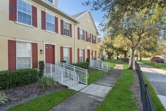 Building Photo - 6215 S Chickasaw Trail