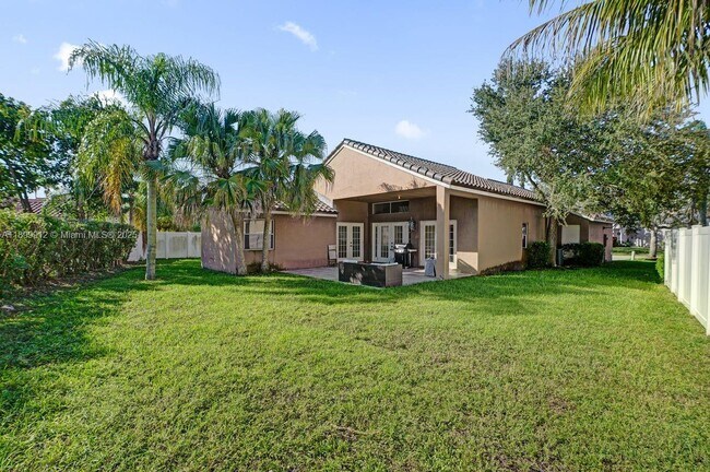 Building Photo - 658 Stanton Dr