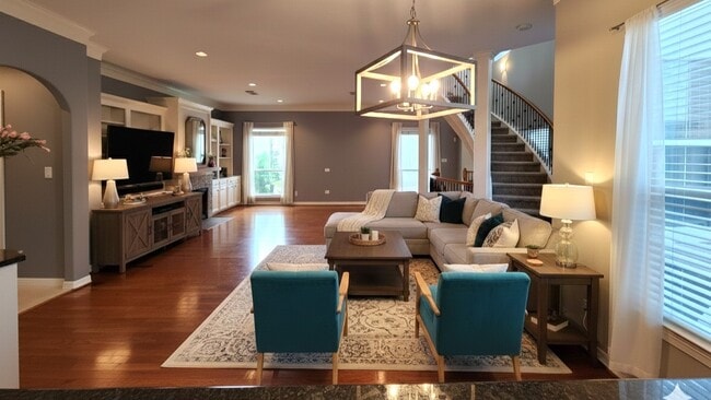 Building Photo - 305 Reinerman St