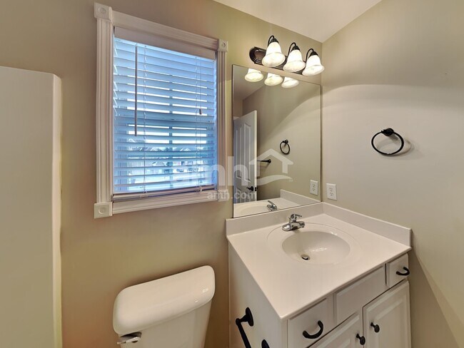 Building Photo - 116 Ruland Cir