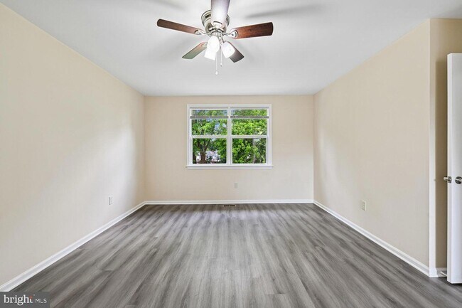 Building Photo - 8805 Bolero Ct