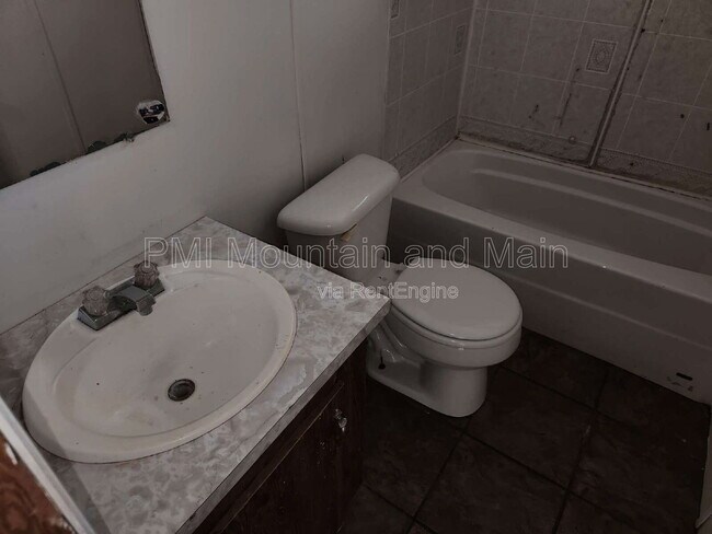 Building Photo - 36 Misty Mountain Way