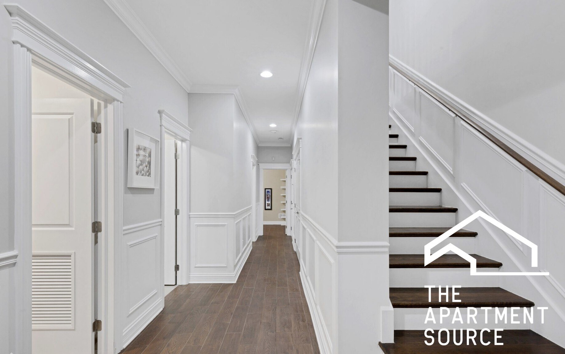 Building Photo - 1324 W Grand Ave