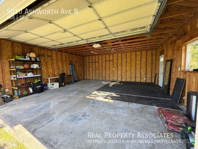 Building Photo - 9010 Ashworth Ave N