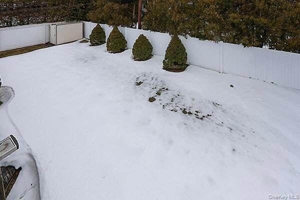 Building Photo - 860 Beckman Dr