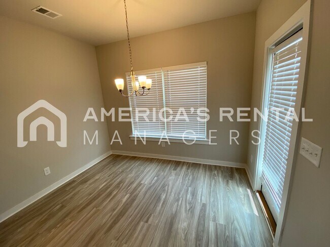 Building Photo - DEPOSIT PENDING! Home for Rent in Jasper, AL... Available to View!!!