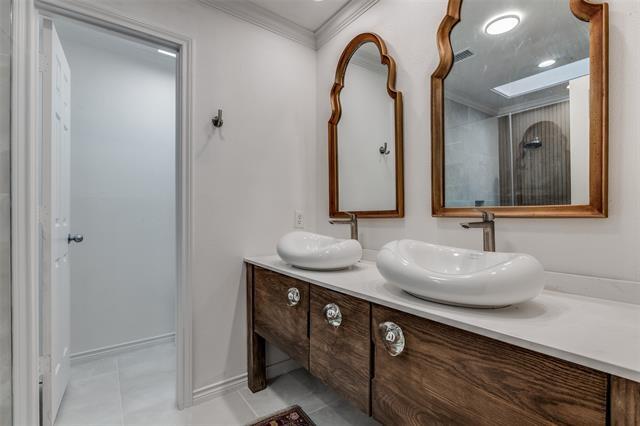 Building Photo - 4516 Emerson Ave