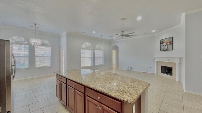 Building Photo - 5123 Shadow Breeze Ln