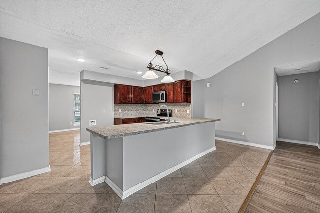 Building Photo - 19610 San Gabriel Dr