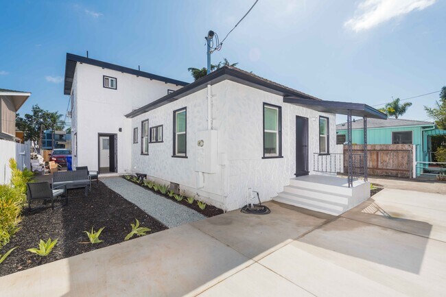 Building Photo - Renovated Pacific Beach Gem — Steps to the Beach & Bay