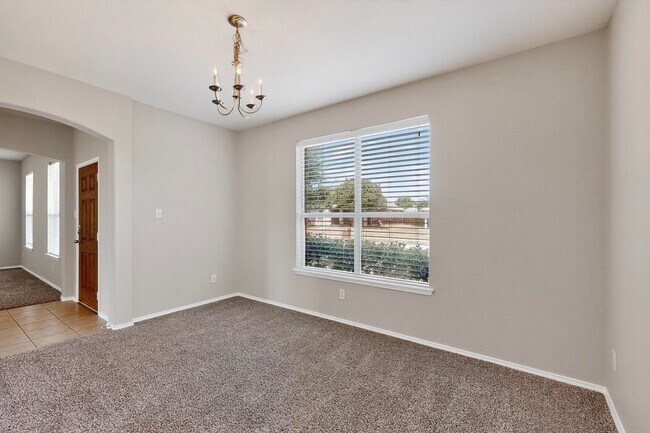 Building Photo - Great Home with Room To Grow in Southbrook!