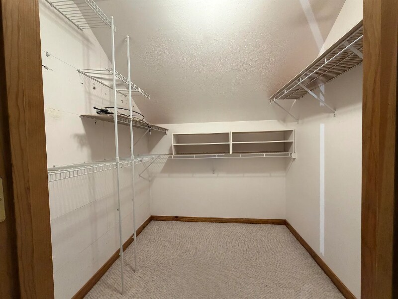 Building Photo - 17 Bayberry Dr