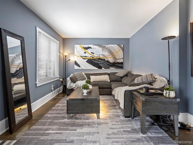 Building Photo - 23110 Carlisle Ave