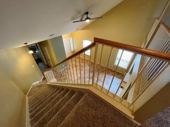 Building Photo - 5206 Hartson