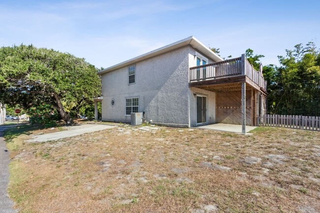 Building Photo - Live the Beach Life – Just One Block from ...