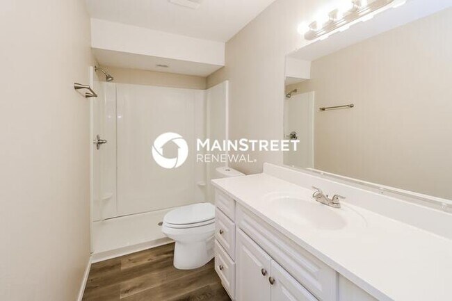 Building Photo - 4 Bedroom Pet-Friendly Home in Norman, OK with Main Street Renewal
