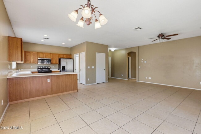 Building Photo - 12910 W Corrine Dr