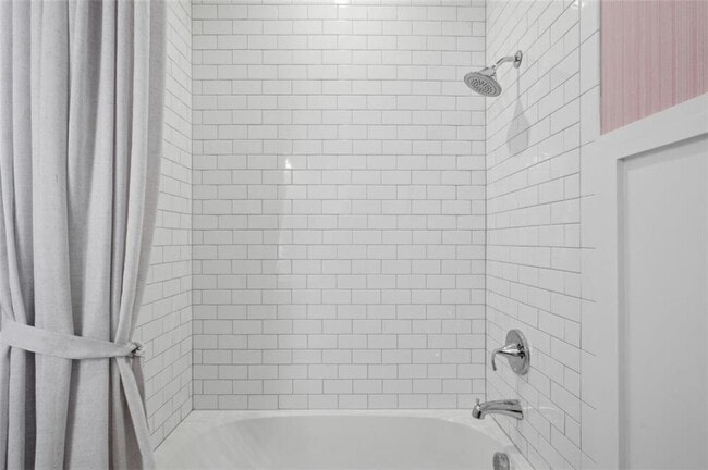 Building Photo - 2090 Emmet Pk Ln