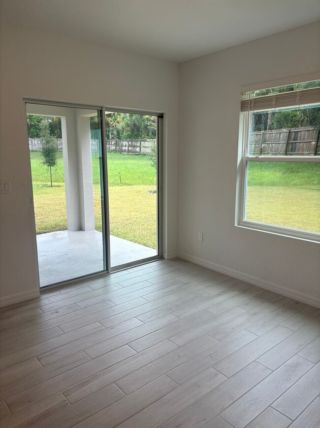 Building Photo - 5041 Armina Pl