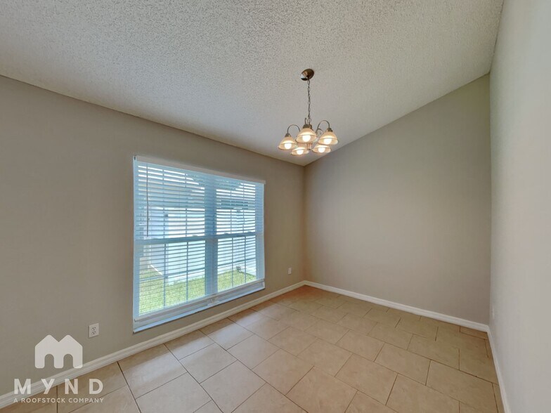 Building Photo - 10547 Cherry Oak Cir