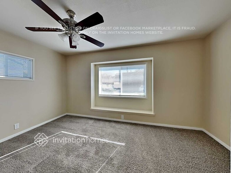 Building Photo - 10943 Kittridge St