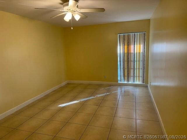 Building Photo - 7013 NW 63rd Ct