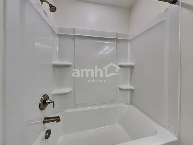Building Photo - 317 Azore Way