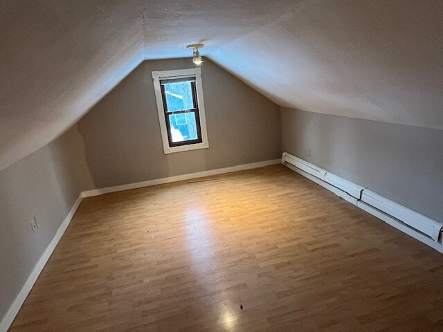 Building Photo - Available Feb 1 | Updated 2+ Bedroom Home w/ Loft & Garage – Brooklyn Park