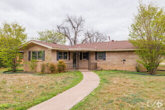 Building Photo - For lease