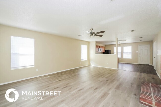 Building Photo - 16201 Blanco Ln